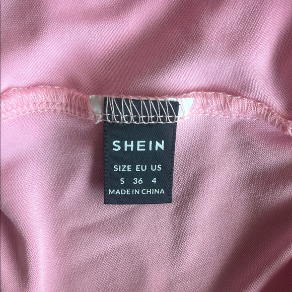 Pink Ruched Crop Top - Picture 4 of 4